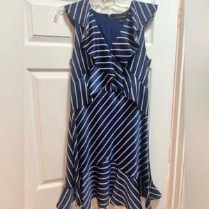 Elegant Blue banana republic Striped Dress size 8 sleek v neck